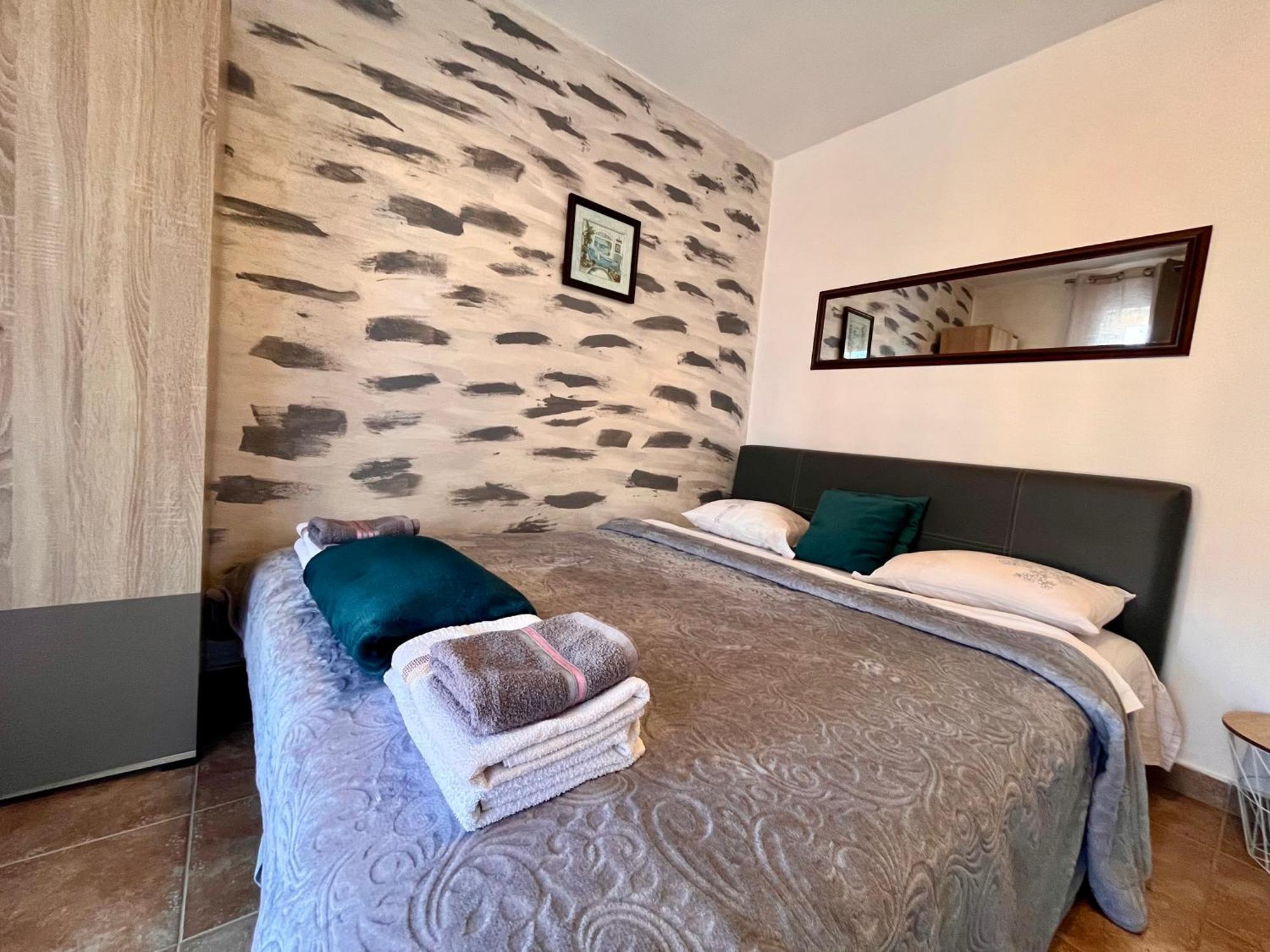 Apartments Obradovic Krasići Cameră foto